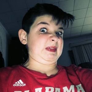 Meet your Posher, Logan